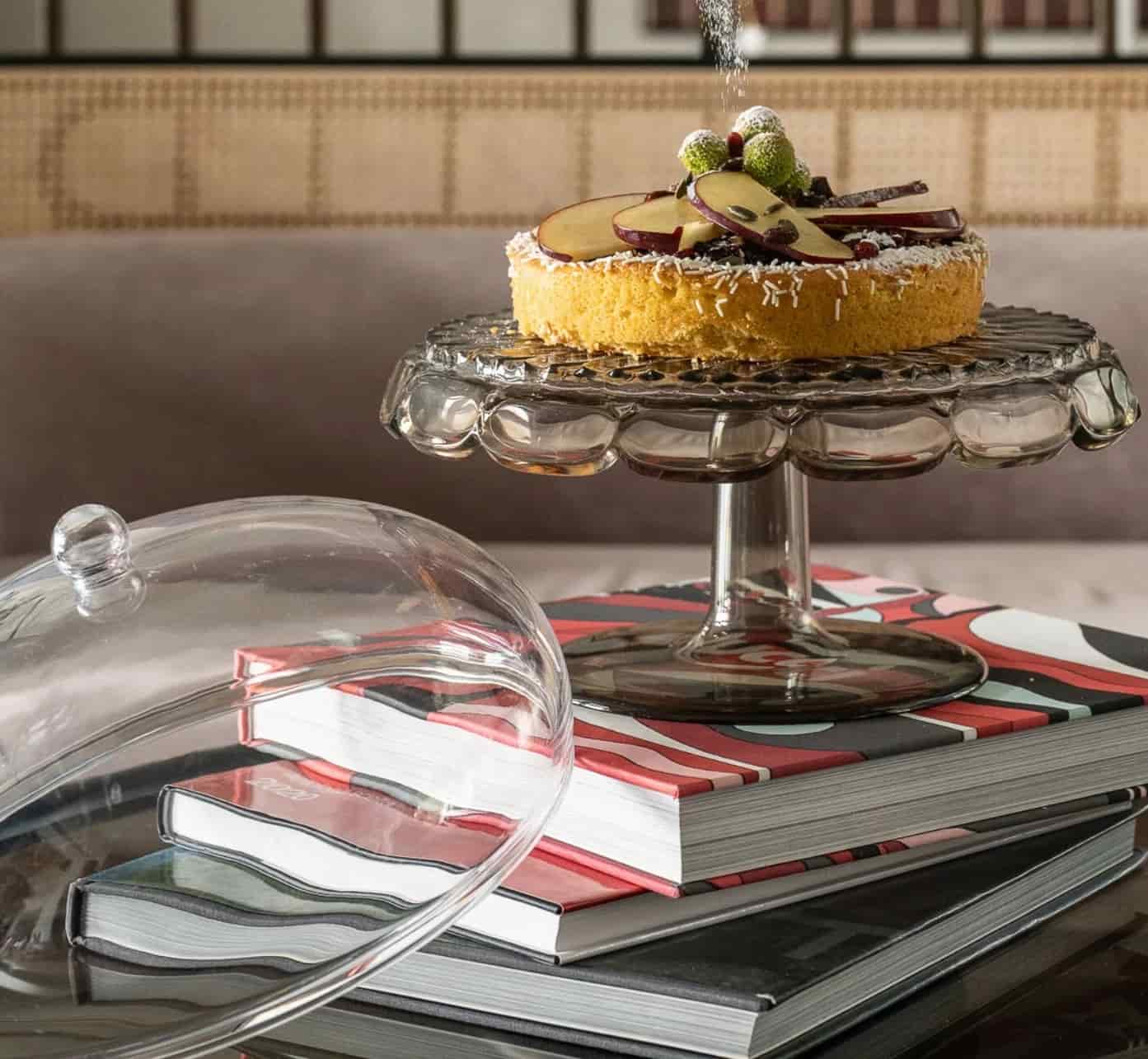 Gift Package | Smoked Cake Stand with Dome and Lemon Meringue Pie — photo 3