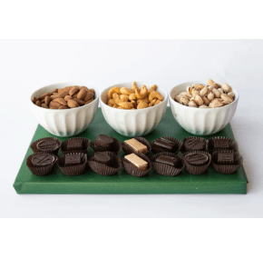 Nuts and chocolate arrangement — photo 2