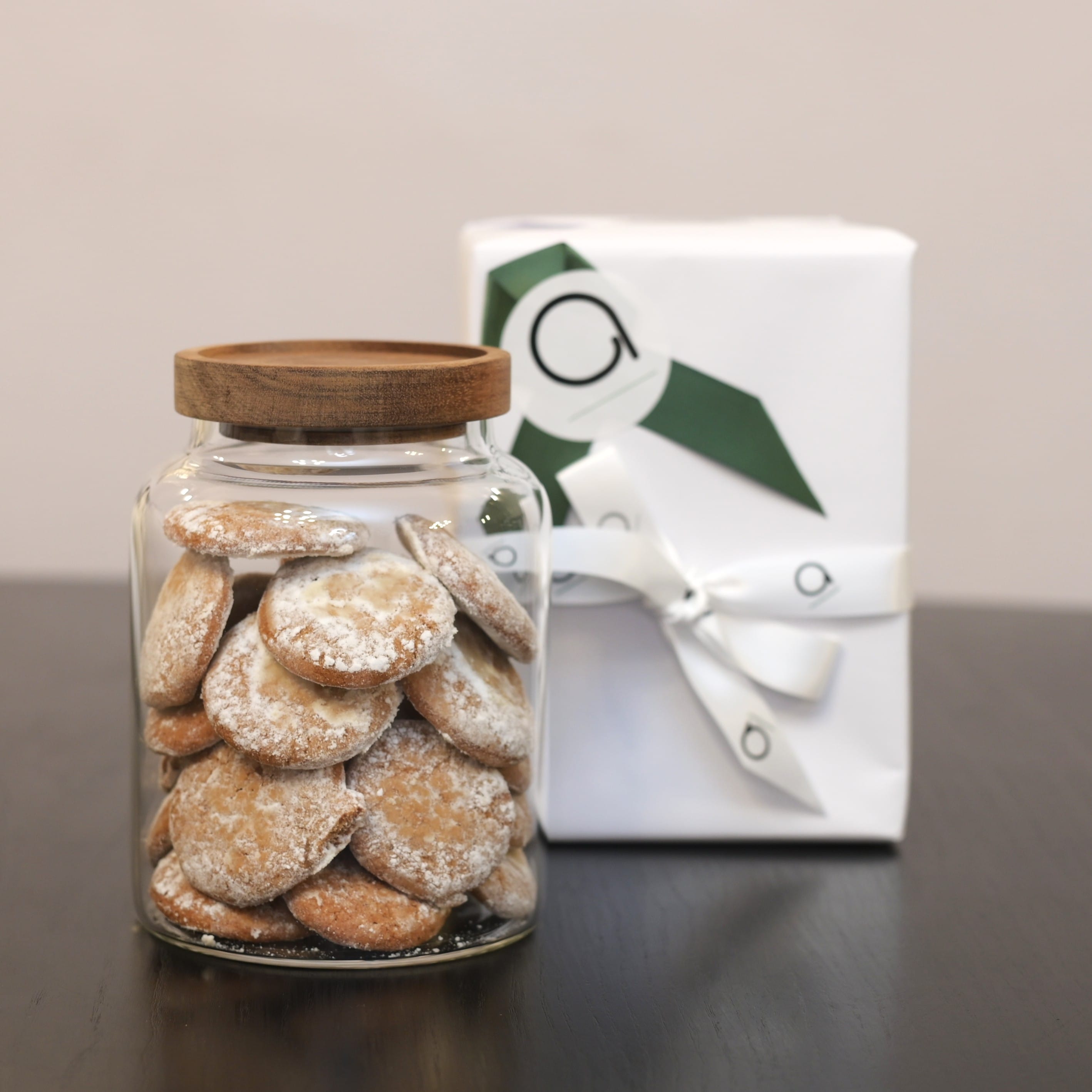 Rosh Hashanah Gift Package | Cookie Jar Filled with Honey Cookies — photo 2