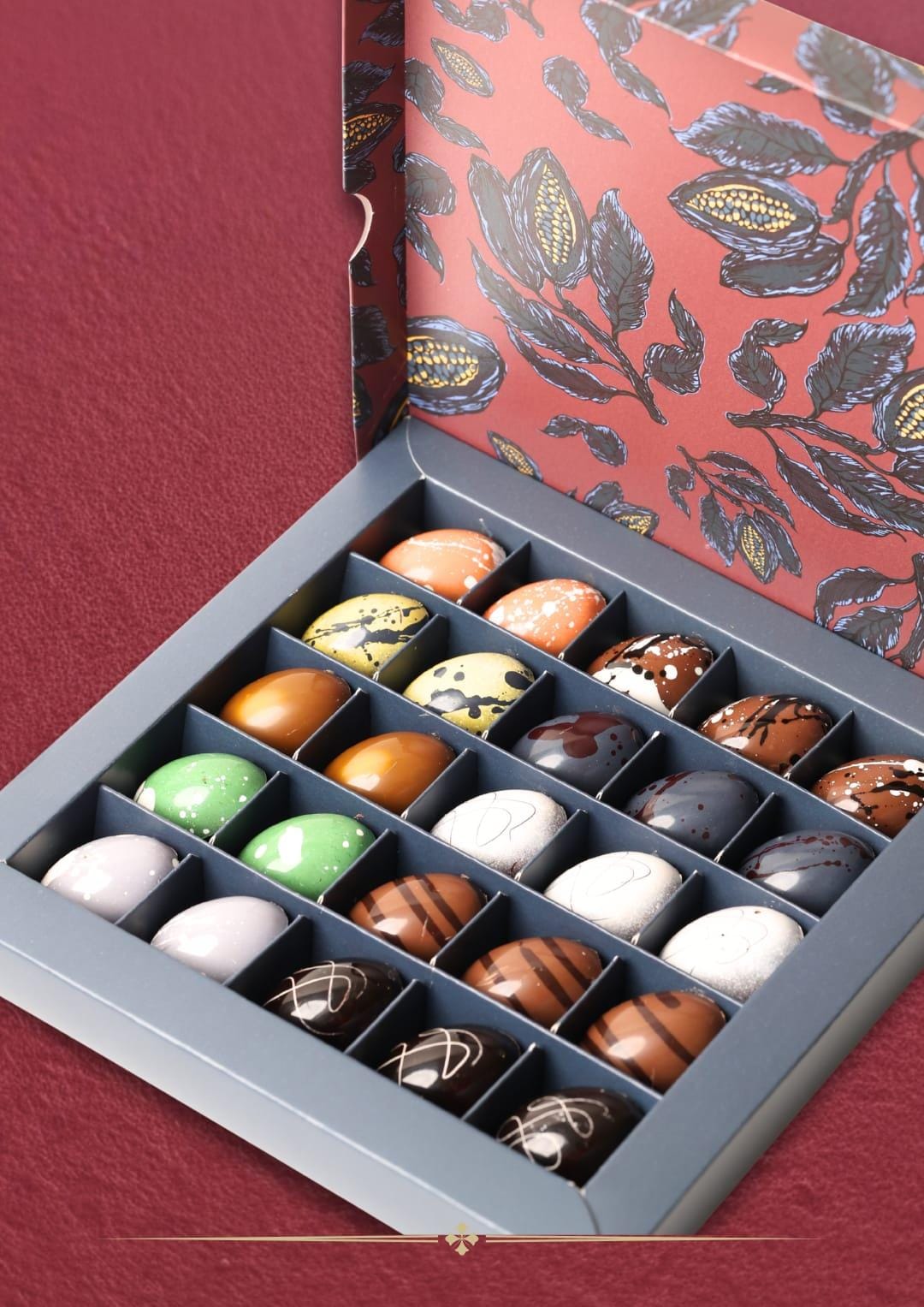 Milk Chocolate Praline Box - 25 pieces