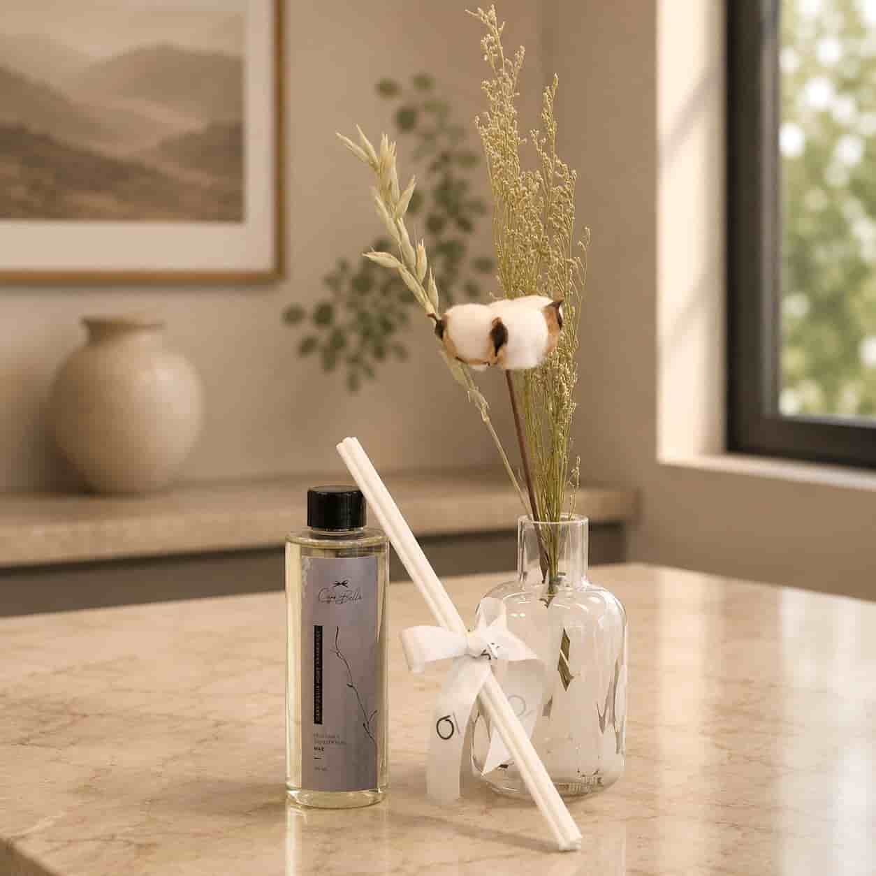 Milky Splash Diffuser with a Cotton Arrangement — photo 2
