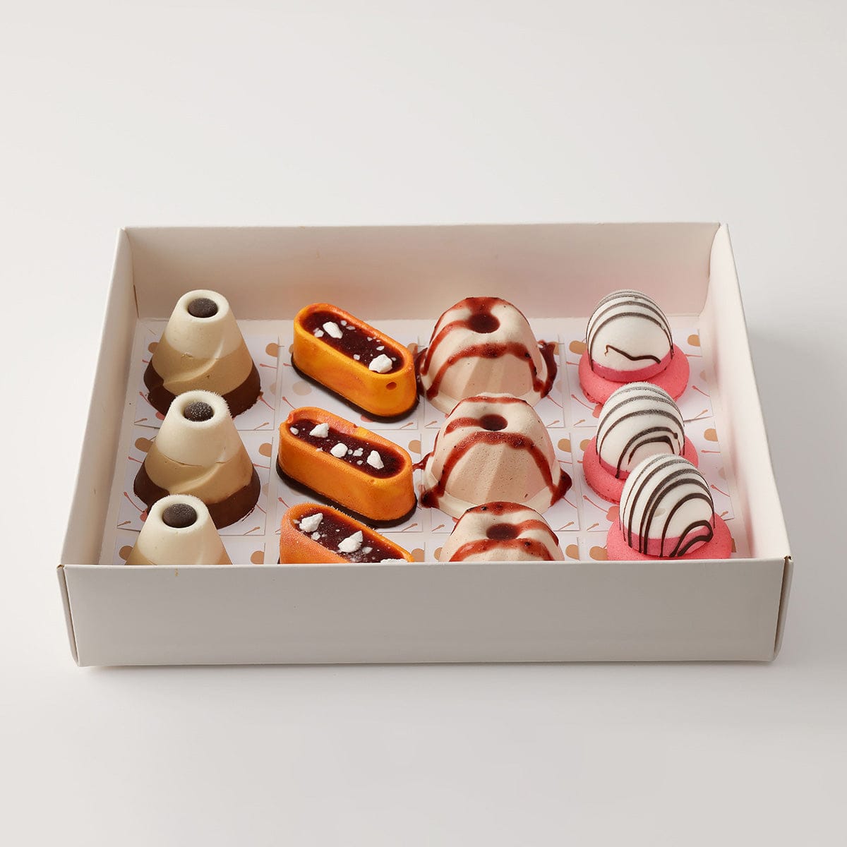 Miniatures Gift Box - 12 Units