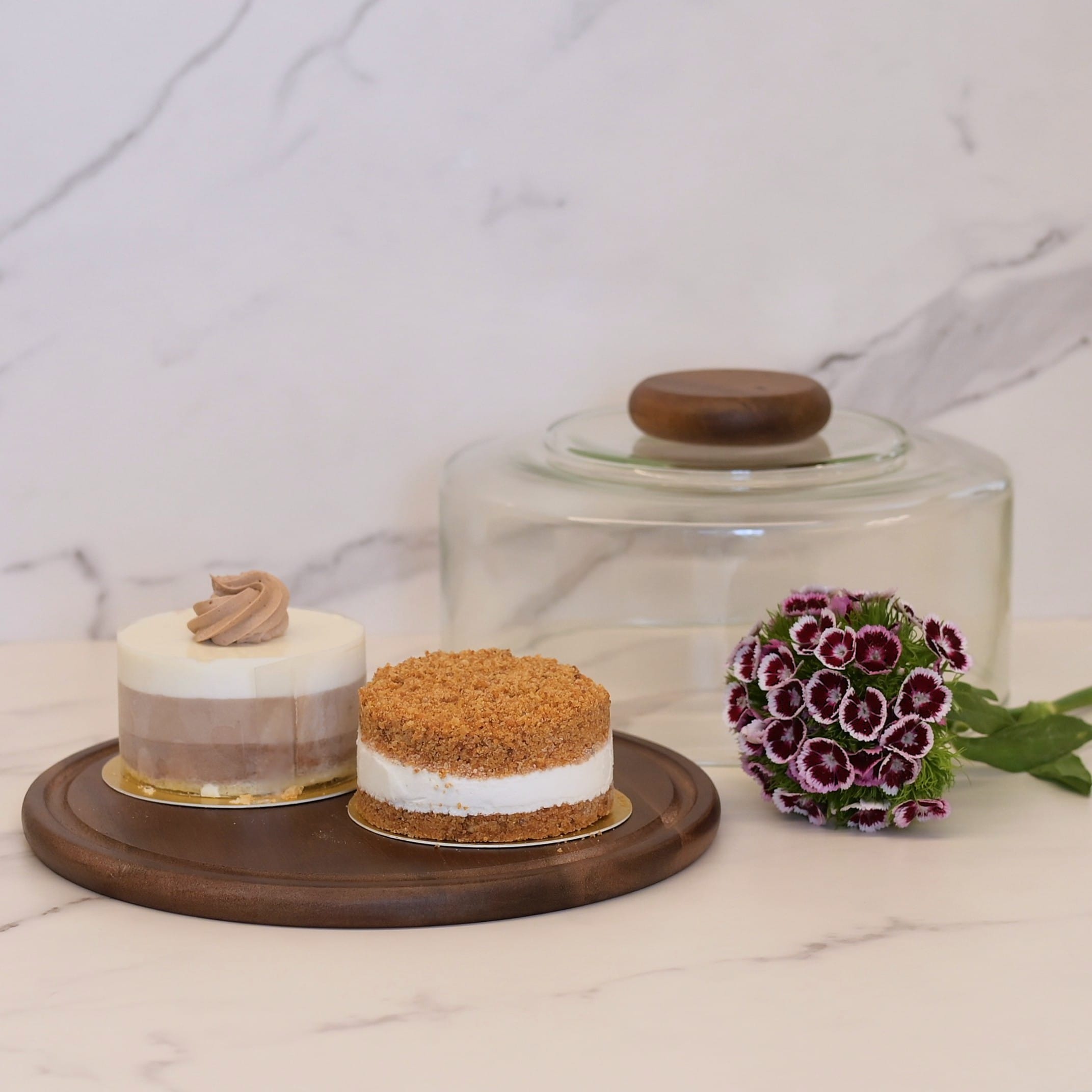 Wooden Base Dome with 2 Individual Cheesecakes or Parve Cakes