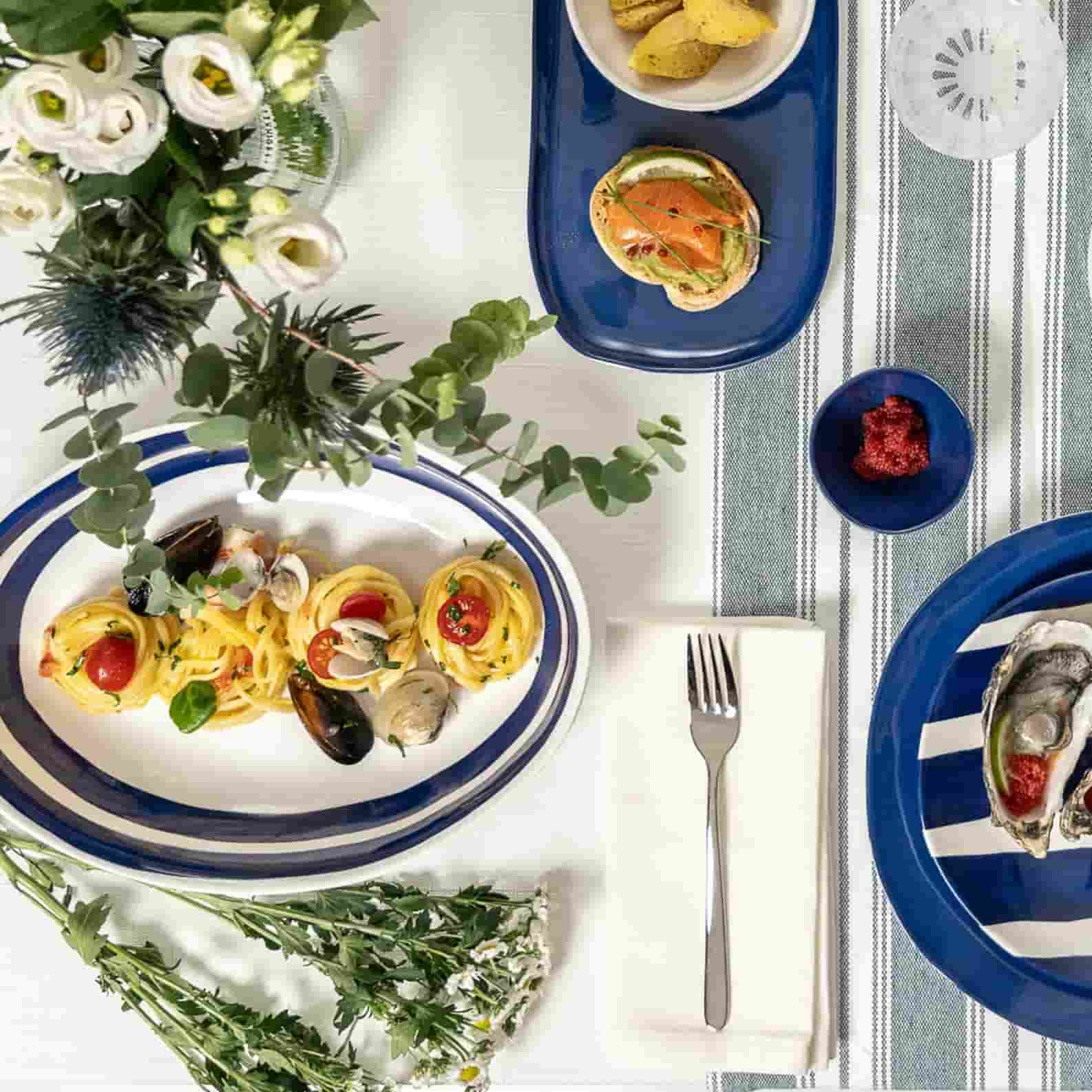 Riviera Oval Salad Bowl & Servers and Mt Hermon Chocolates — photo 2