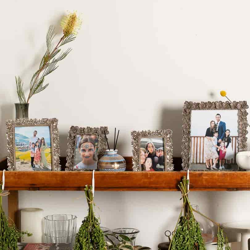 Gift Package | The Floral Artistry Twin Set: Two Coordinating Metal Frames — photo 2